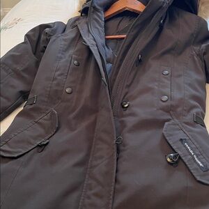 Canada Goose Arctic Program Black Coat look like new very beautiful Ski jacket